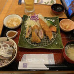 大戸屋 - かつおの梅はさみ揚げと鰹のたたき小丼♪