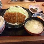 とんかつ 三島 - ロースカツ定食（\1,000）