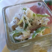 オッティモ・シーフード・ガーデン 新宿店 - 鶏肉とインゲンのサラダ