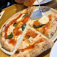 PIZZERIA　37 - 