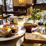 ALBERT'S British Dining Hotel Wellies Karuizawa