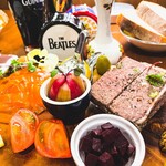 ALBERT'S British Dining Hotel Wellies Karuizawa