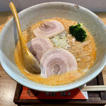 担担 - 料理写真:・冷し担担麺(並)＋チャーシュー