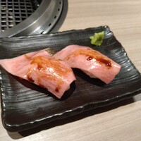 近江うし 焼肉 にくTATSU 青山本店 - 