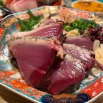 めしや 浮世ばなれ - 三重県産 初かつおの藁焼 980円