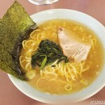 横浜らーめん 本牧家 - ラーメン 並 固め 脂多め