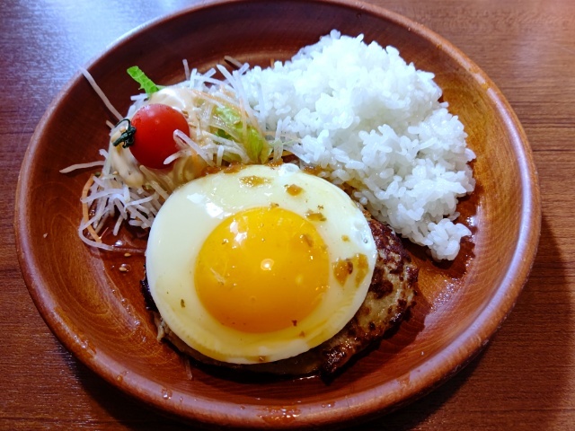 ミニマムバーグディッシュは、お腹にちょうどいいボリューム感の