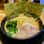 家系ラーメン 頂喜家 - 