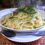 アーモンド - ボンゴレビアンコ（大盛）1,020円（コーヒー付き）