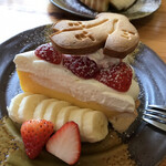 バナナカフェ - 本日のケーキ『苺タルト』