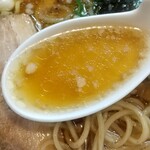 中華そば 多賀野 - スープの感じ