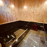 坪希 - この広さを自分達だけで貸切できる。