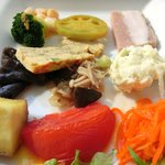 ボン・グゥ 神楽坂 - <'13/02/09撮影>ボン・グゥランチ 1000円 の前菜10種盛り合わせ