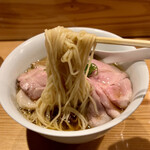 めん 呼白 - 麺リフト