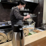 めん 呼白 - 調理風景