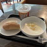 7day's Soup Cafe - パンとスープとコーヒーと。５５０円　