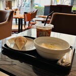 7day's Soup Cafe - 通勤ラッシュを眺めて