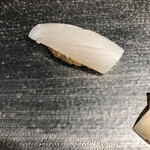 Sushi Panchi - 甘い赤イカ　塩で　初島産