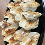 鉄板焼肉 餃子 だだ乃屋 - 