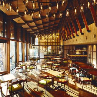 캐주얼부터 포멀까지 어떤 식사에도 잘 어울리는 공간