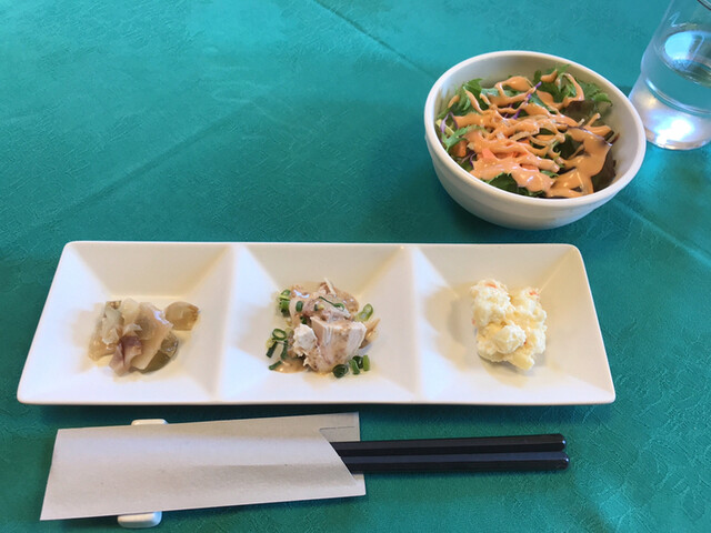 香港ダイニング - 工業高校前（中華料理）の写真