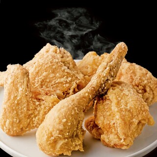 【持ち帰りOK！】名物！国内産若どりの骨付き揚げ鶏