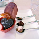 アルチザン・パティシエ・イタバシ - 三種のお菓子を添えて