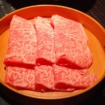 瀬里奈 - 北海道産の特選牛サーロインのしゃぶしゃぶ肉・その２です。