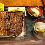 炭火焼うなぎ 東山物産 - 