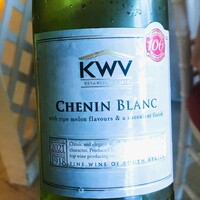 クイーン・アリス 横浜店 - KWVシュナンブラン