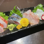 糸 - お刺身盛り