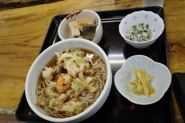 さざれ石 &ndash; 猪苗代町の本格そば店｜季節の手打ちそばと地元食材を堪能