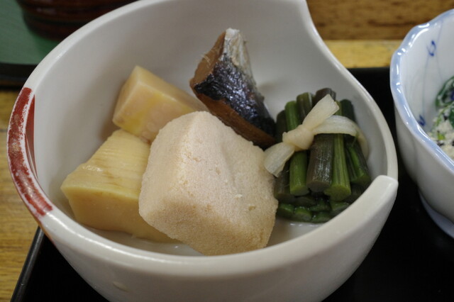 さざれ石 - 猪苗代町その他（そば）の写真