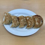 らーめん大金 - 餃子５個。
