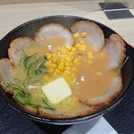 ootsusa-bisuerianoborisenfu-doko-to - 花盛りチャーシュー味噌ラーメン(1,250円)