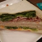 サンマルクカフェ - パストラミポーク＆野菜サンド