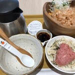 こめらく みんなでお茶漬け日和。 - 「鮭といくらの北海ごはん」親子セット¥1,078-