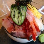 Sushi Izakaya Minato - いくらのっけ前