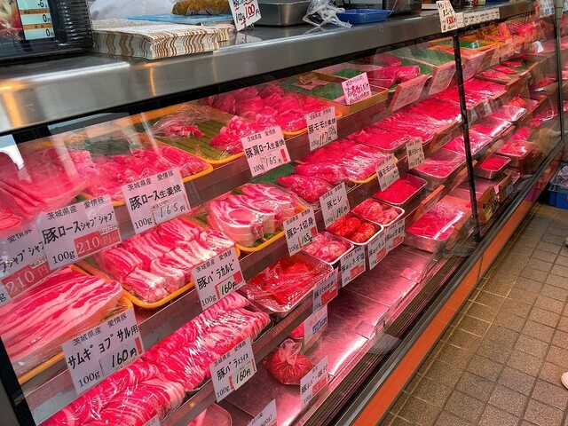 葛飾区水元！卸売が小売しているお肉屋さん！』by カズ兄 ♫ : 藤森