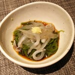 すし源 - 白魚とめかぶの酢の物