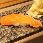 すし源 - 八幡平サーモン