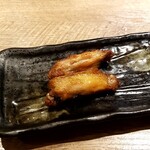 大衆居酒屋 とりいちず - 伝説の手羽唐チキンボーン@65円×2本