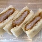 Chima - 柔らかくてジューシーなヒレかつサンド 450円