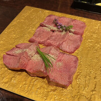 黒毛和牛焼肉 虎斑 北新地店 - 