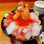 塚本鮮魚店 - 極上海鮮丼