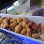 ミックスナッツ￥500