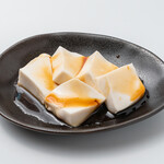 もちもちじーまみ豆腐