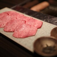 焼肉うしごろ 銀座並木通り店 - 究極の黒タン