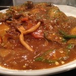 カルダモン． - オクラと冬野菜の煮込みカレー