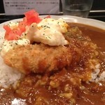 カルダモン． - 牡蠣フライカレー　「タルタルソース添え」